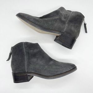 Dolce Vita Tucker Anthracite Suede Bootie Size 8.5 Gray Almond‎ Toe Back Zipper